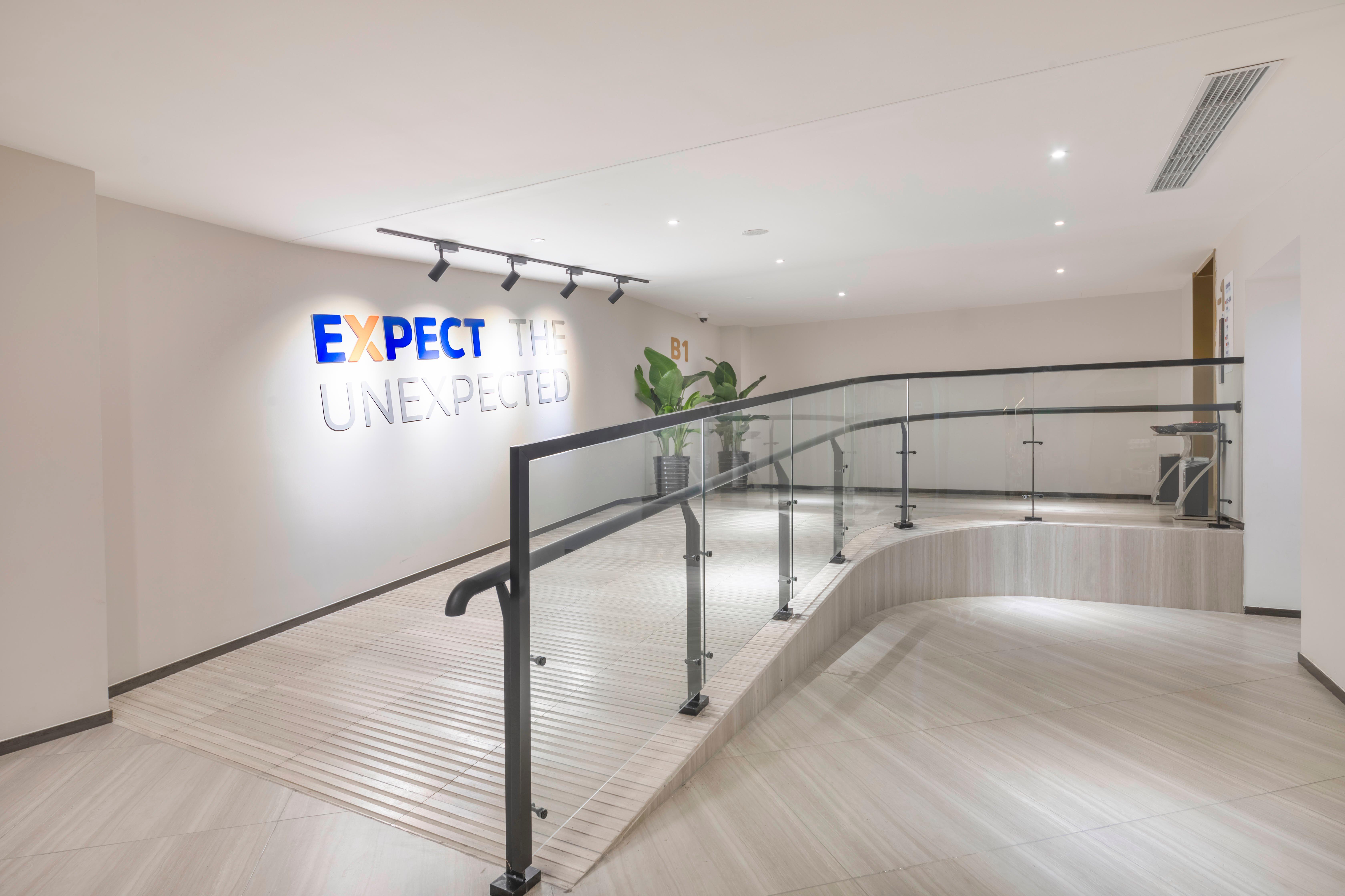 Holiday Inn Express Shanghai Gubei By Ihg Luaran gambar