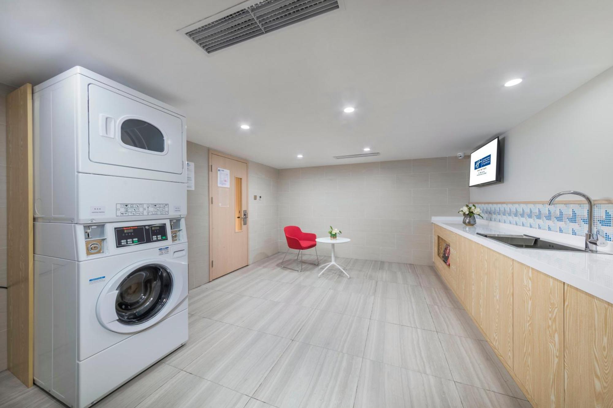 Holiday Inn Express Shanghai Gubei By Ihg Luaran gambar